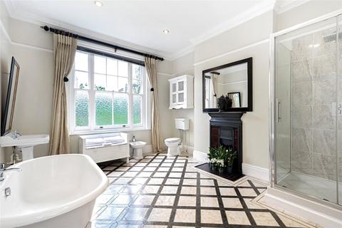 53 Addison Gardens, London, W14 0DP