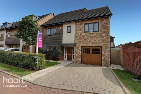 2 Beluga Close, Peterborough, PE2 8NE