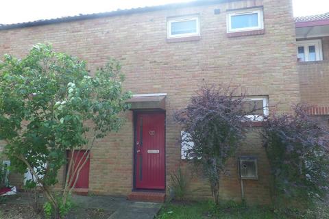 2 bedroom terraced house to rent, Leven Walk, Bedford MK41