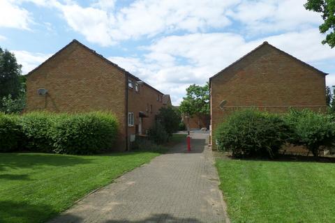 2 bedroom terraced house to rent, Leven Walk, Bedford MK41