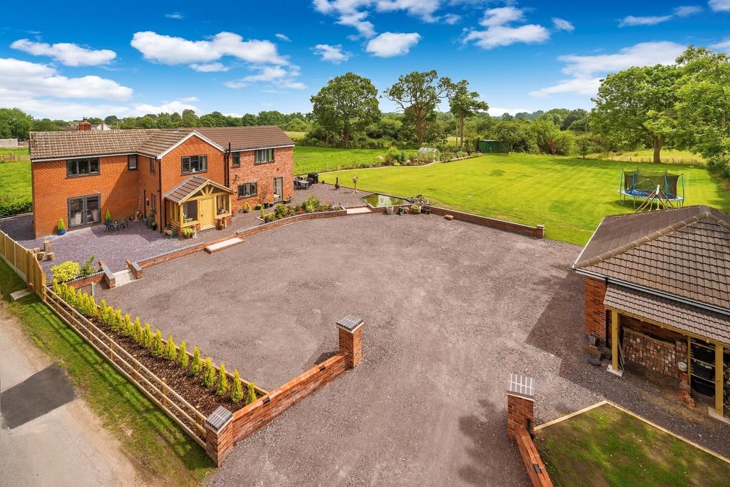 Hollinwood, Whixall 4 bed detached house £675,000