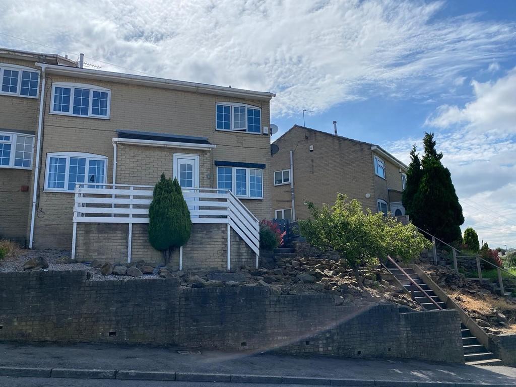 Brownhill Road, Birstall 2 bed townhouse £125,000