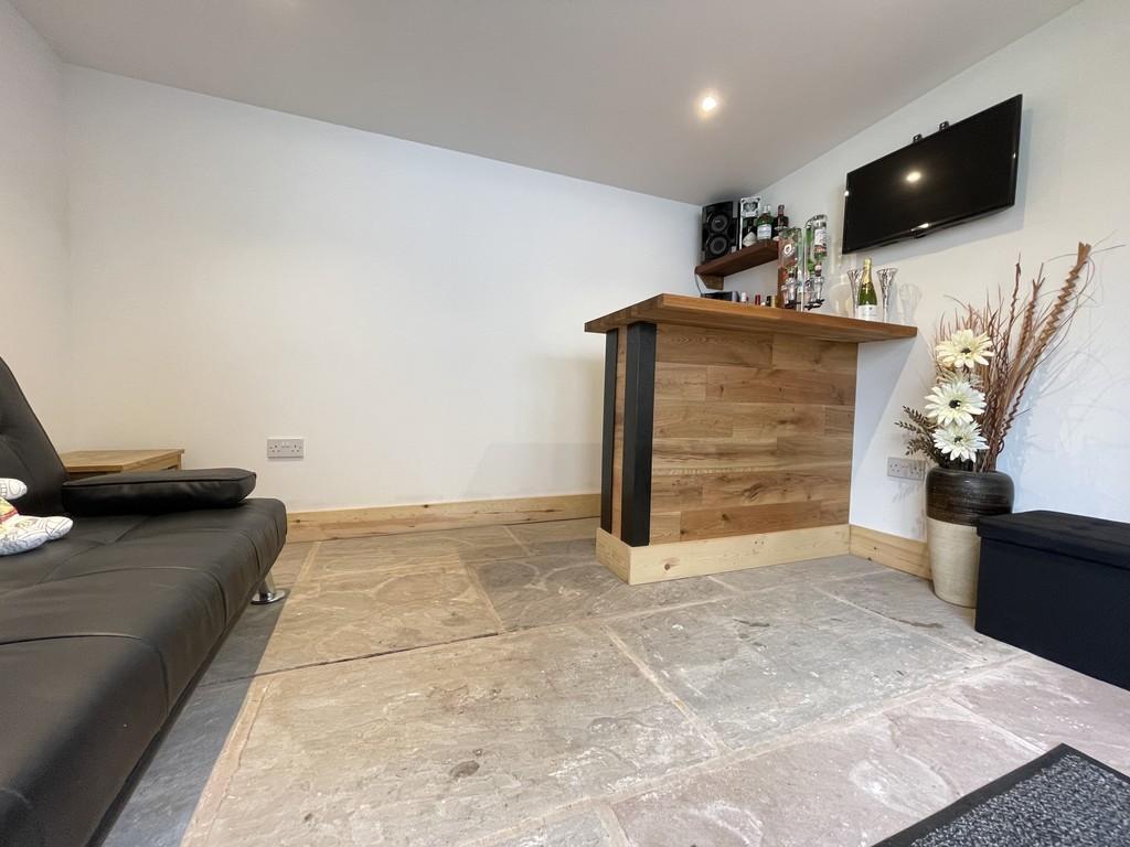 Garden room/bar