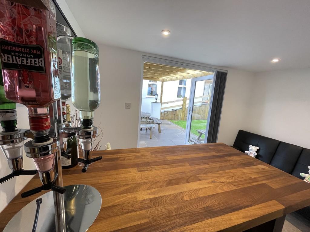 Garden room/bar