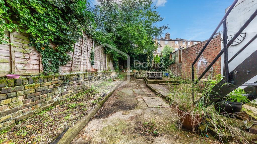 Navarino Road, Hackney London Fields, London 1 bed apartment £1,600