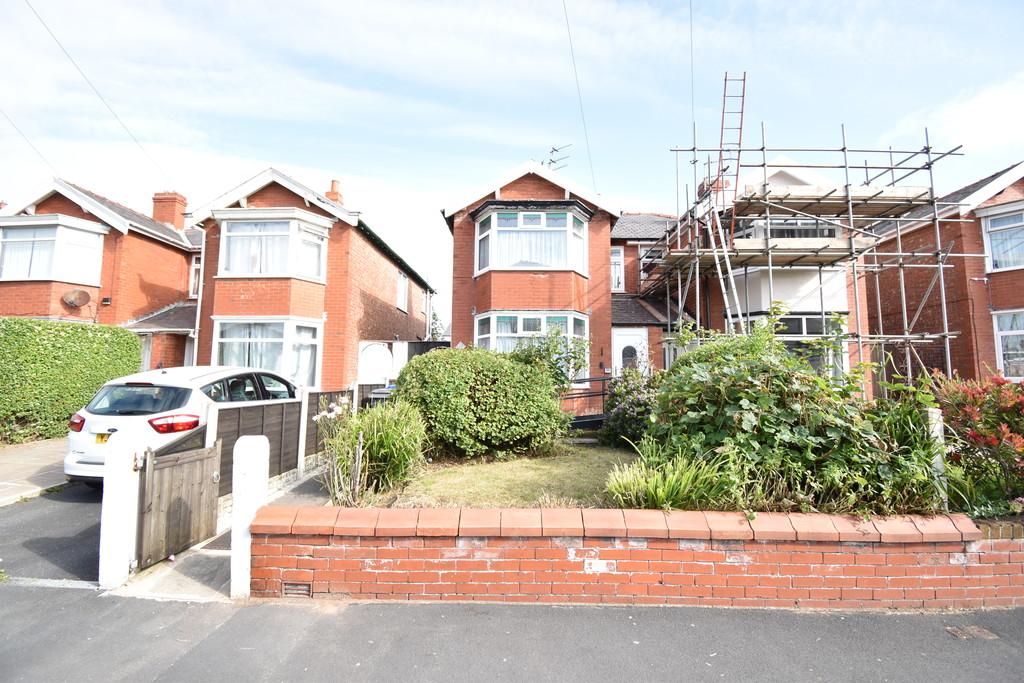 Dudley Avenue, Blackpool, FY2 3 bed semidetached house £110,000