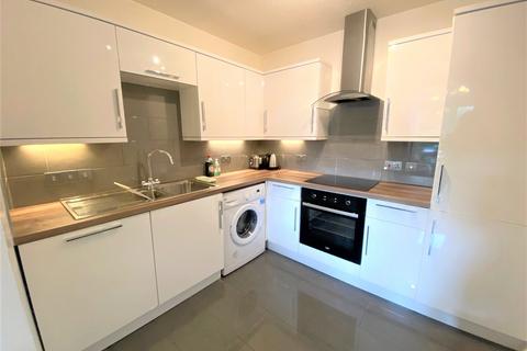 2 bedroom apartment to rent, Silvermills, Edinburgh