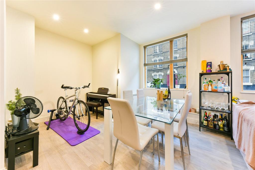 Kitchen/Reception