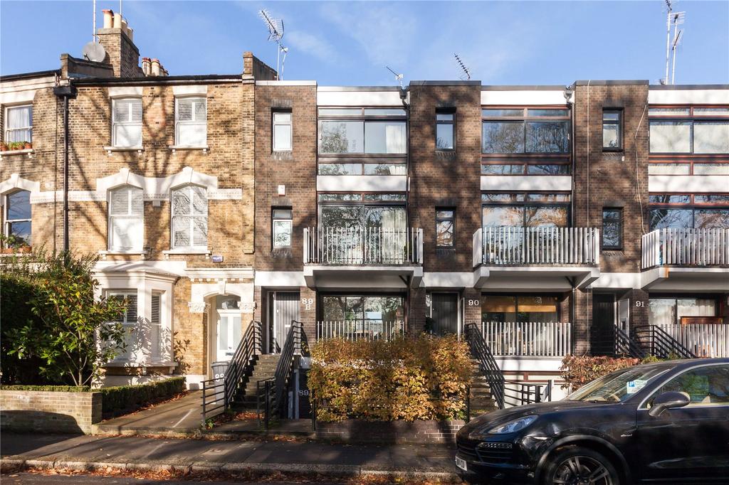 Gore Road, South Hackney, London, E9 1 bed apartment £425,000