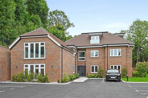 2 bedroom penthouse to rent, Aviemore, 65 Lower Road, Chorleywood, WD3