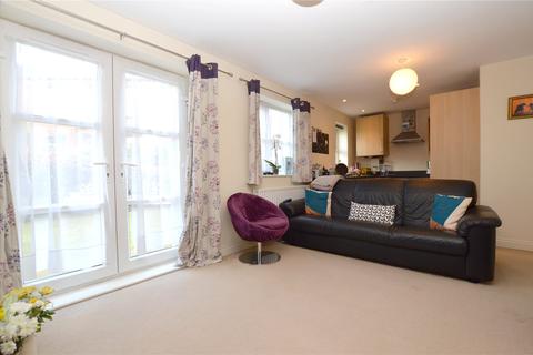 2 bedroom apartment for sale - Elmfield Court, Back Lane, Bramley, Leeds