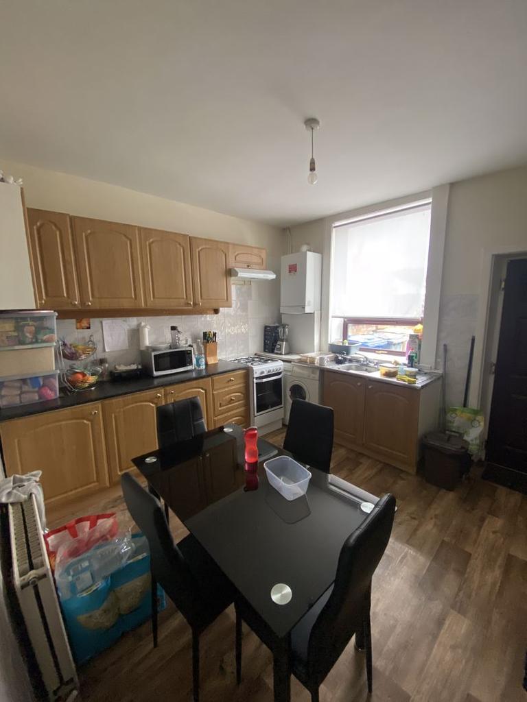 Davyhulme Street, Rochdale OL12 9BW 2 bed terraced house £85,000