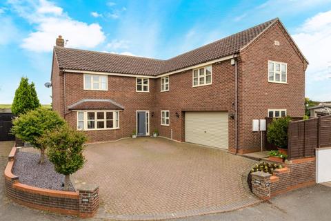 5 bedroom detached house for sale - 3 The Levels, Brigg Road, Wrawby