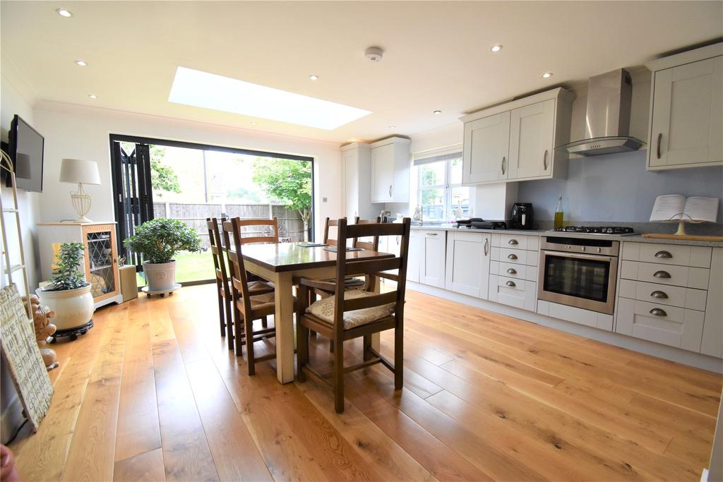 Picton Close, Wellington Park, Camberley, Surrey, GU15 3 bed semi
