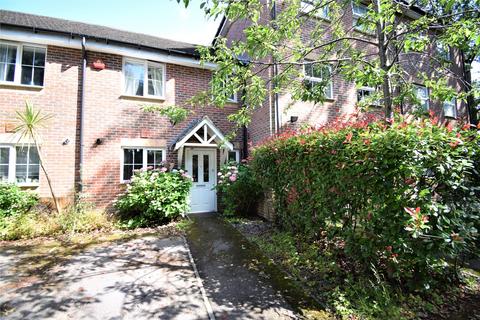 2 bedroom terraced house to rent, Guillemont Fields, Farnborough, Hampshire, GU14