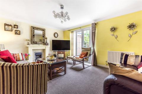 2 Ashton Close, Swindon, SN25 2AH