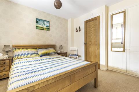 2 Ashton Close, Swindon, SN25 2AH