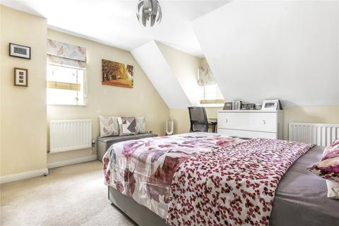 2 Ashton Close, Swindon, SN25 2AH