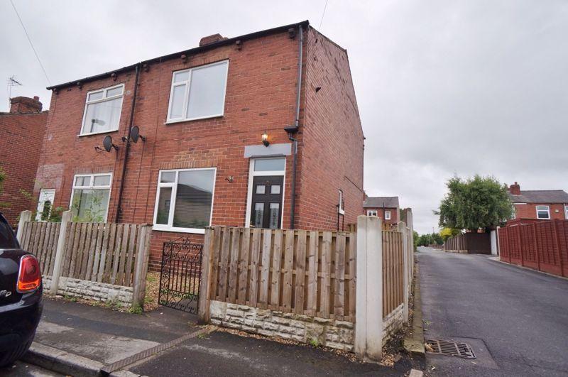 Westfield Avenue, Castleford 2 bed semidetached house £115,000