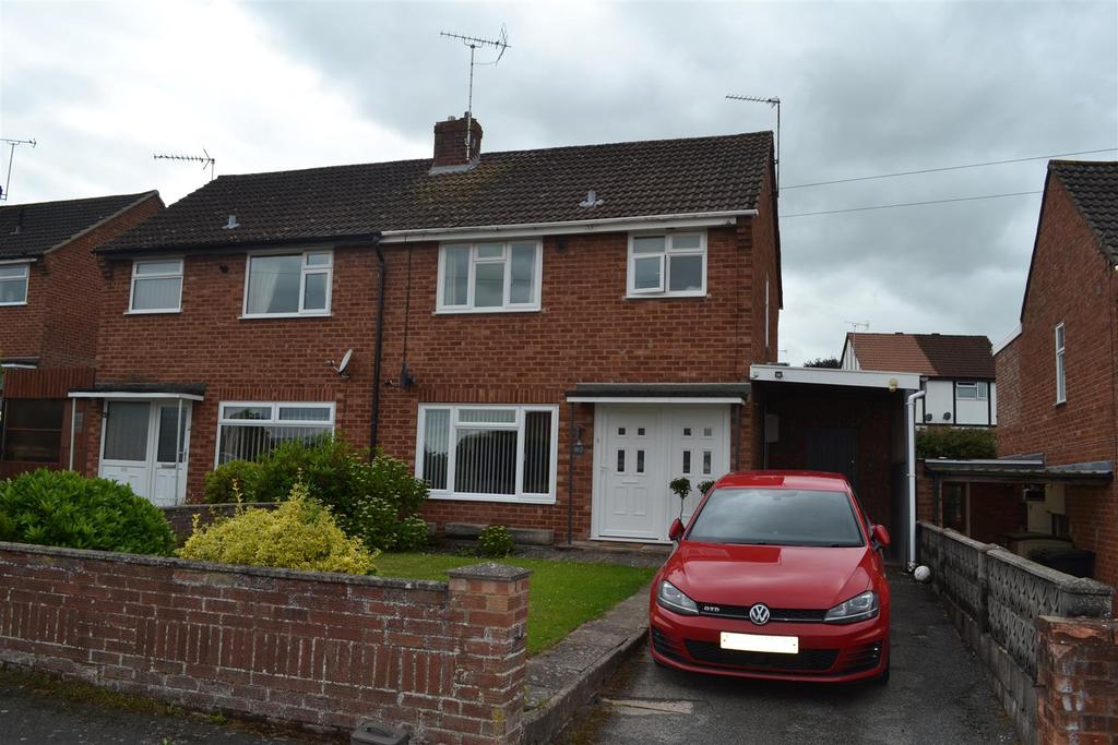 The Meadows, Leominster 3 bed semidetached house £230,000