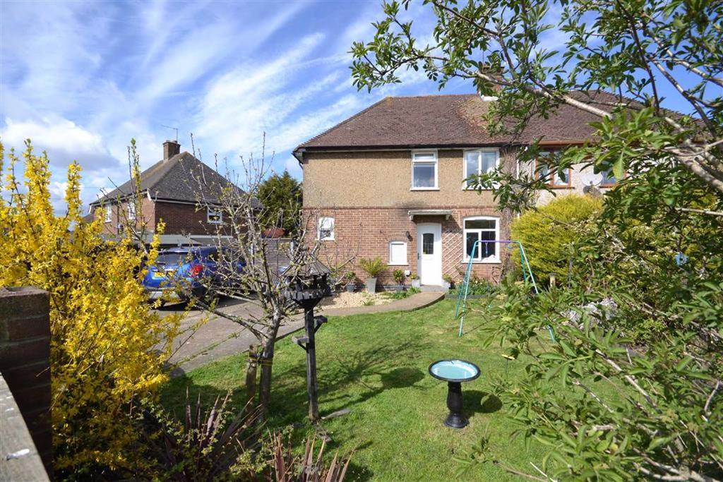 Cowley Hill, Borehamwood 3 bed semidetached house £500,000