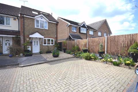9 Novello Way, Borehamwood, WD6 5RT