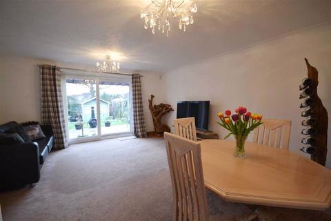 9 Novello Way, Borehamwood, WD6 5RT
