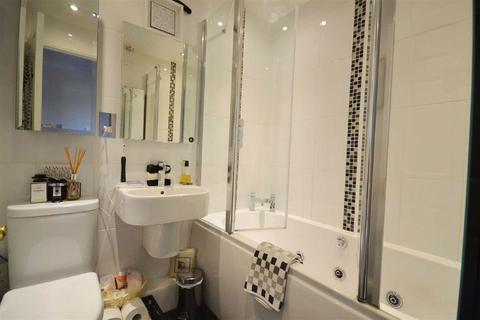 8 Novello Way, Borehamwood, WD6 5RT