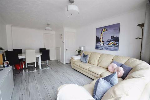 12 Novello Way, Borehamwood, WD6 5RT