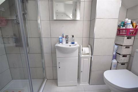 12 Novello Way, Borehamwood, WD6 5RT