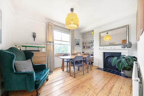 59d Gresham Road, London, SW9 7NU