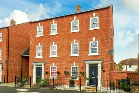 1 Anglia Way, Great Denham, Bedford, MK40 4SD