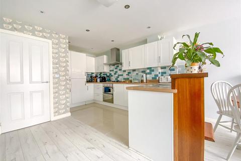 1 Anglia Way, Great Denham, Bedford, MK40 4SD