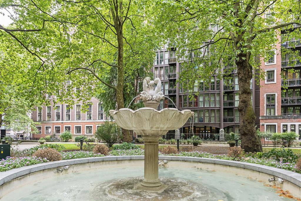 St Johns Gardens