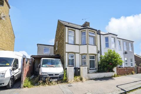 33 Blackburn Road, Greenhill, Herne Bay, CT6 7RQ