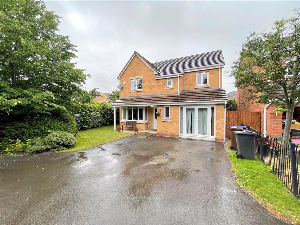 Wardle Gardens, Leekbrook 4 bed detached house £315,000