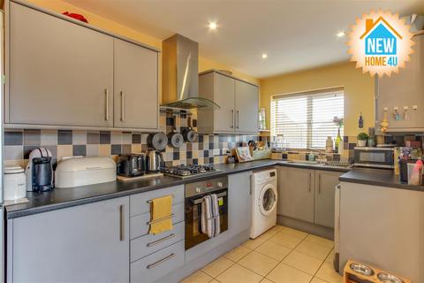 31 Beeston Road, Broughton, Chester, CH4 0SB