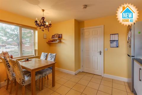 31 Beeston Road, Broughton, Chester, CH4 0SB