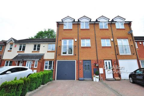 17 Beecher Place, Halesowen, B63 2ED