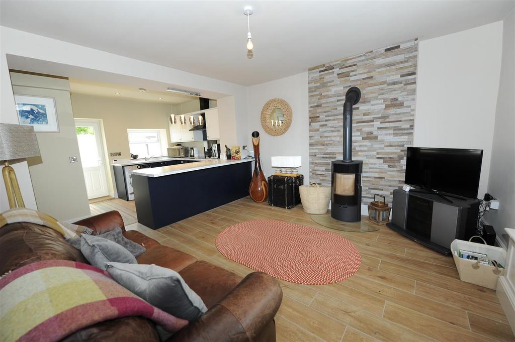 Low Green, Catterick Village, Richmond 2 bed cottage £205,000