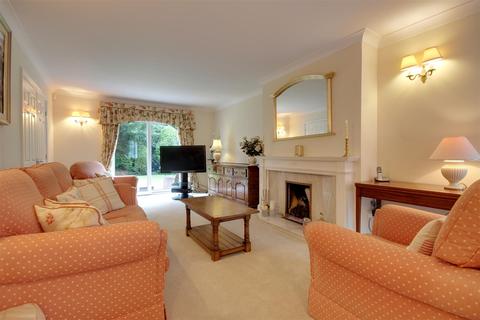 7 Collier Close, North Ferriby, HU14 3EE
