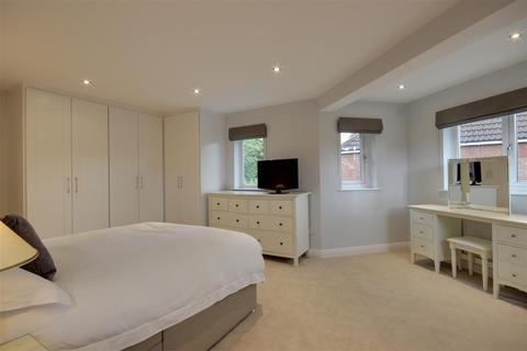 7 Collier Close, North Ferriby, HU14 3EE