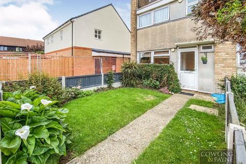 10 Brook Drive, Wickford, SS12 9EQ