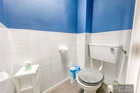 24 Brook Drive, Wickford, SS12 9EQ