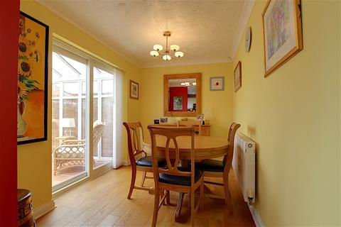 17 Blairgowie Close, Grantham, NG31 9FJ