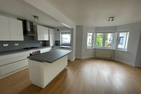 2 bedroom flat to rent, Glasgow Road, Maybury, Edinburgh, EH12