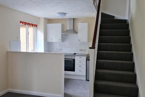 1 bedroom terraced house to rent, Pimpernel Grove, Walnut Tree, Milton Keynes, MK7