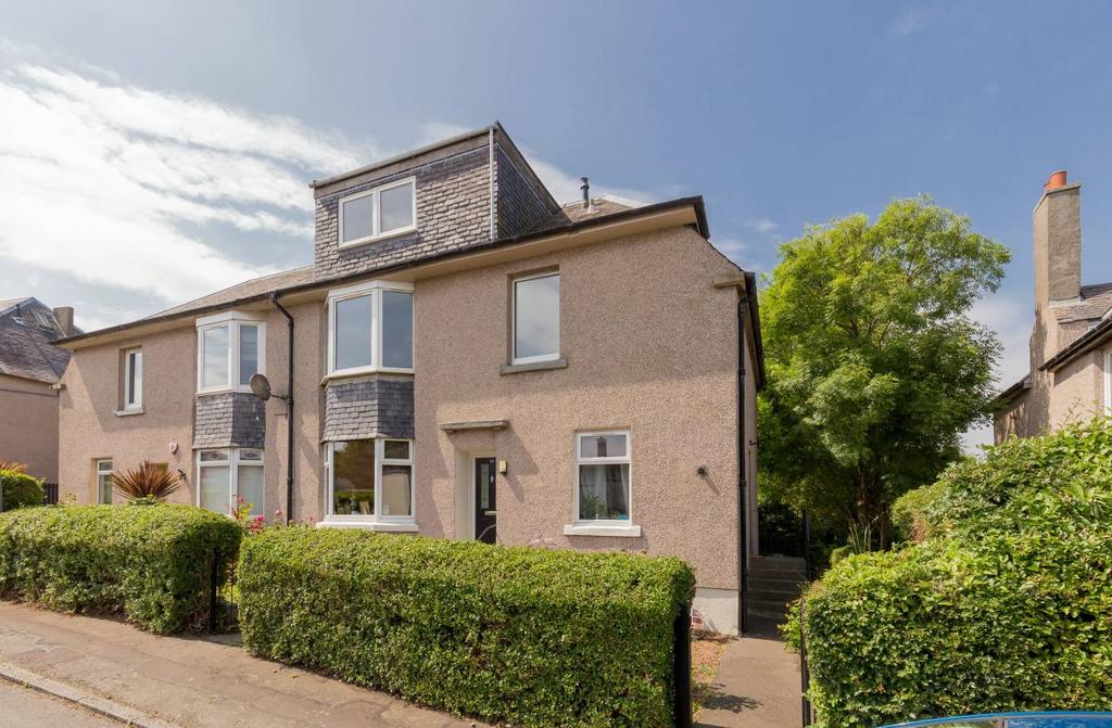 95 Crewe Road West, Crewe, EH5 2PD 3 bed flat £160,000