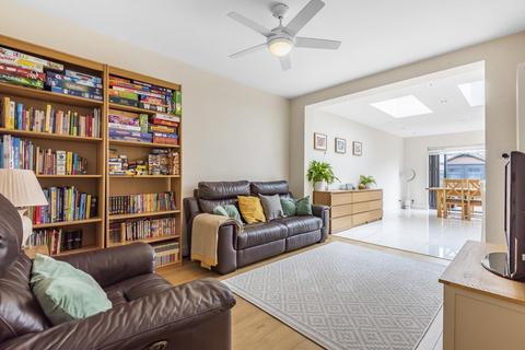 20 The Quadrant, London, SW20 8SP
