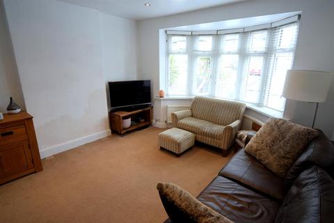 50 Fairfield Way, Epsom, KT19 0EF
